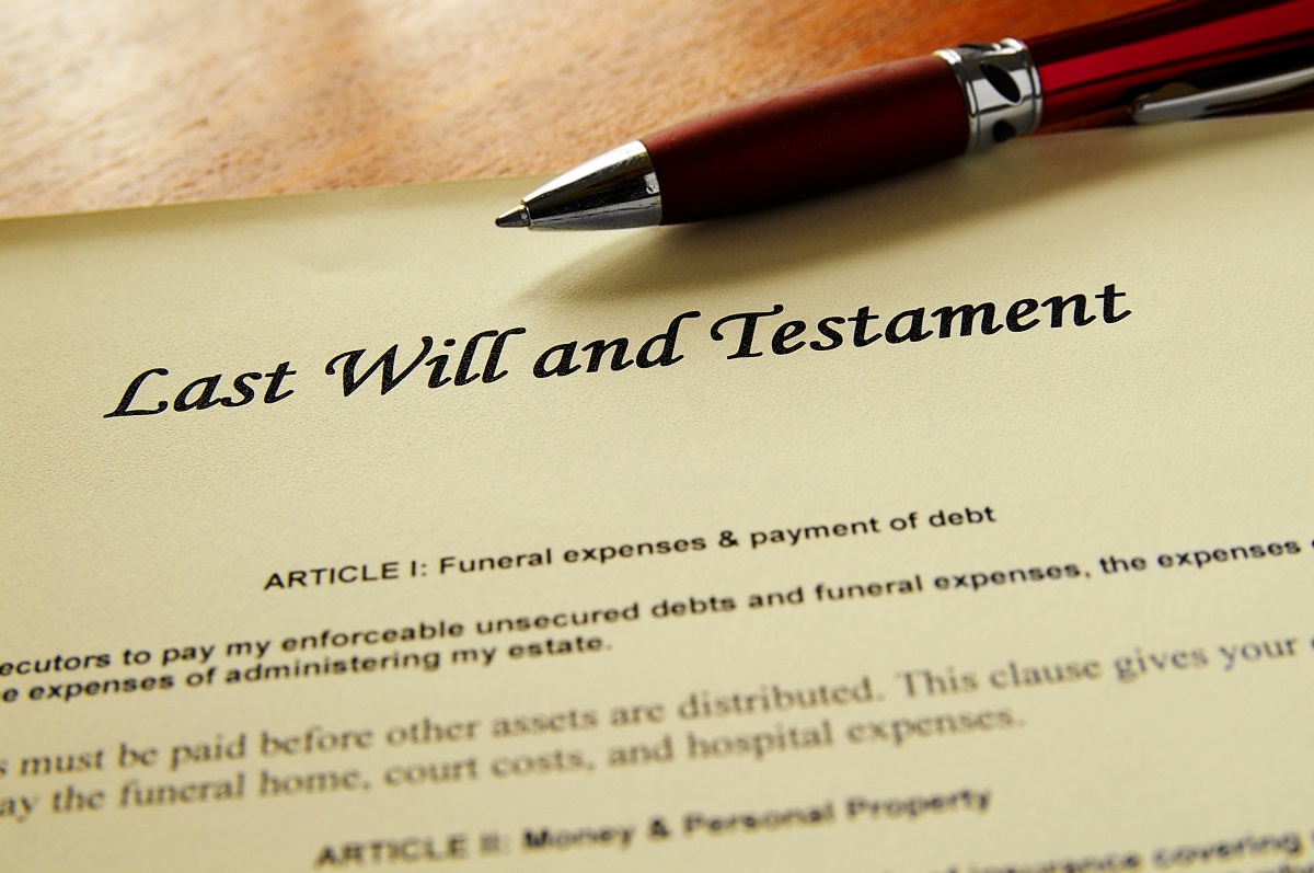 Drafting-Your-Will-4-Tips-To-Ensure-You-Dont-Leave-Any-Holes